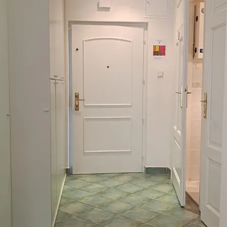 Big Blue S Privatnim Parkingom Apartman